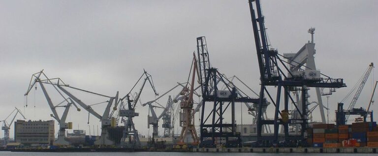 210 mln na port w Gdyni