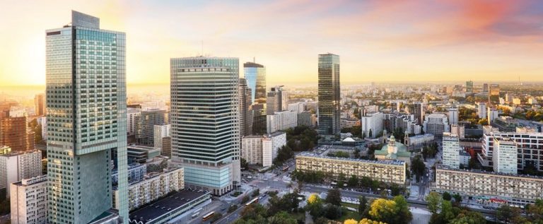Wartość inwestycji w nieruchomości komercyjne w Polsce wzrosła dwukrotnie